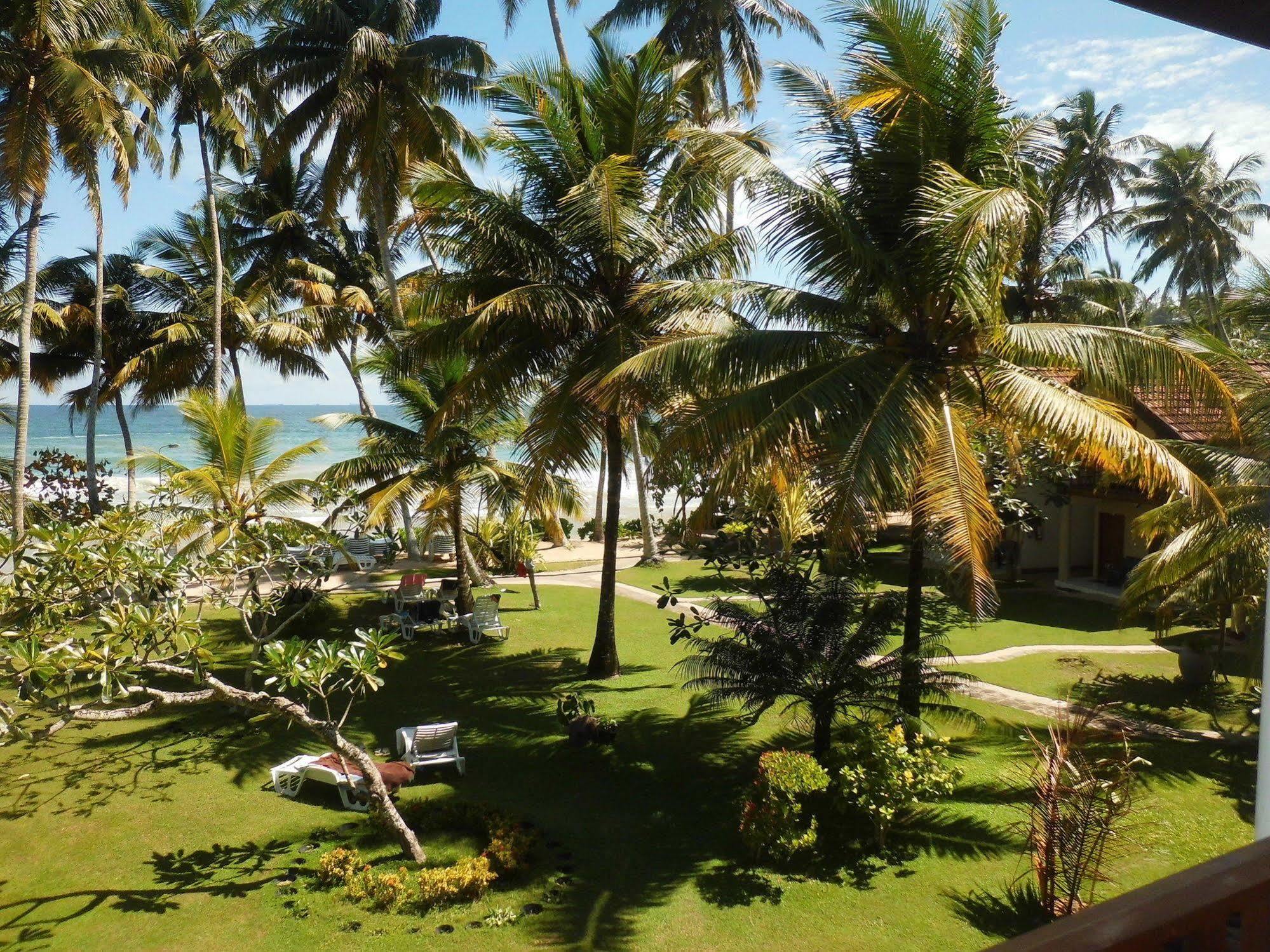 Paradise Beach Club Мірісса Екстер'єр фото